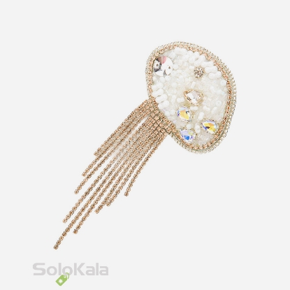 سنجاق سینه دست دوزی شده طرح عروس دریایی سفید