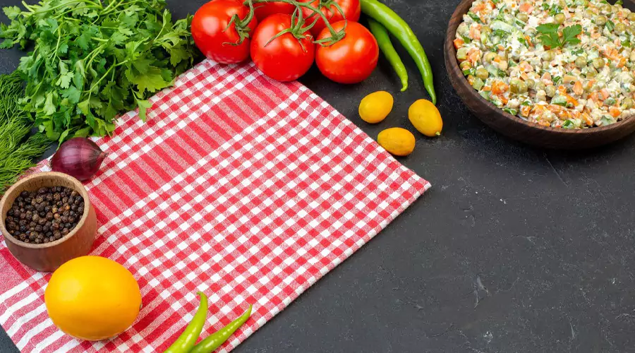 رومیزی و رانر برای مناسبتهای مختلف: چگونه میز خود را برای مهمانیها تزئین کنیم؟